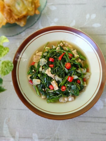 Langkah Mudah untuk Menyiapkan Resep Tempe Tumis Kangkung Rasa Udang Rebon yang Uenak Anti Ribet, Bisa Manjain Lidah