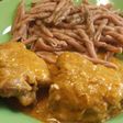 Contramuslos de pollo con salsa de pimentón
