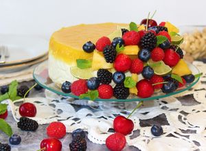 Una foto de Cheesecake vegana de lima y piña