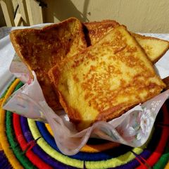 A picture of French toast.