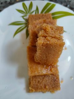 સુખડી (Sukhdi Recipe In Gujarati) રેસીપી મુખ્ય ફોટો
