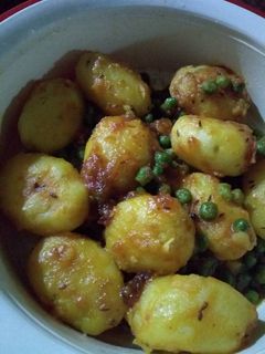 আলুর দম রেসিপির প্রধান ছবি