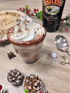 A picture of Christmas Hot Chocolate 🎄 Baileys Style.
