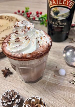 Une photo de Chocolat chaud de Noël 🎄 façon baileys