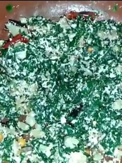 கோவை கீரை பொரியல் (Kovai keerai poriyal recipe in tamil) செய்முறை முக்கிய புகைப்படம்