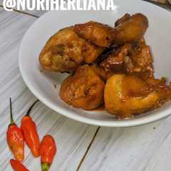 A picture of Ayam Baceum/Ungkep Kecap Simpel dan Praktis.Bisa Dimakan Langsung,Dibakar lagi Maupun Digoreng.