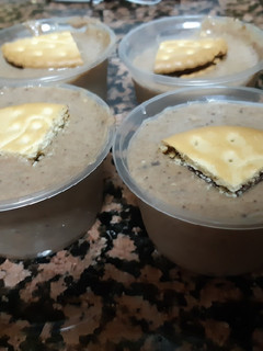 Una foto de Helado de galletas Príncipe