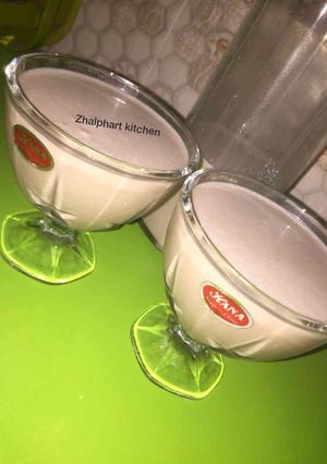 A picture of Coconut and milo milkshake.