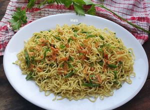Foto resep Mie Goreng Pelengkap Nasi Kuning Khas Banjar