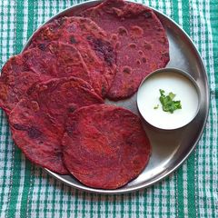 A picture of Beetroot stuffed Paratha.