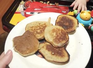 Una foto de Pancakes de Banana para Bebés