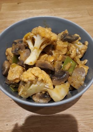 A picture of Speedy veggie thai red curry.