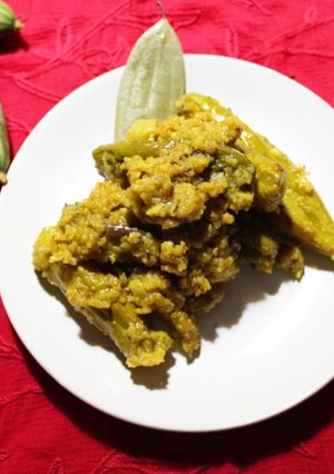 চাল পটল রেসিপির প্রধান ছবি
