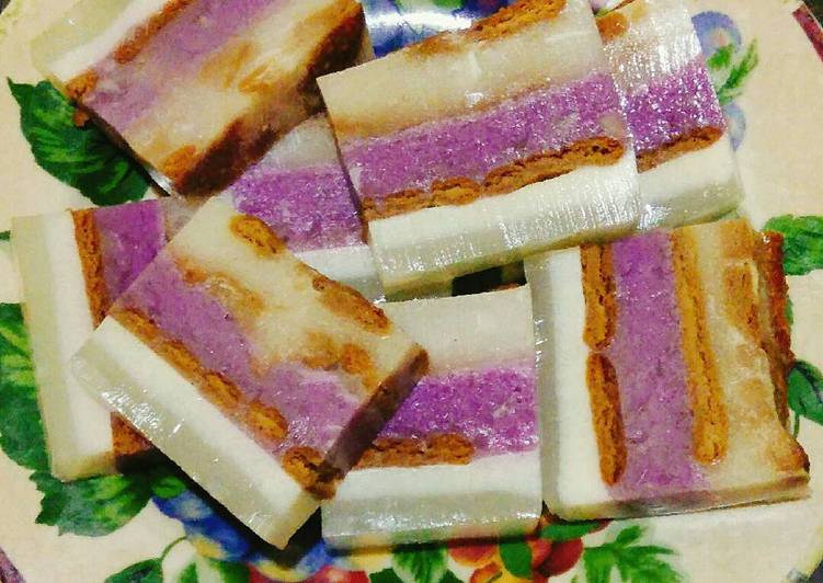 Puding Vanila Talas Lapis Biskuit