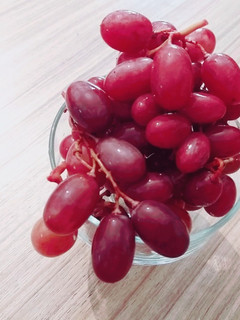 عکسی از دستور ترشی انگور