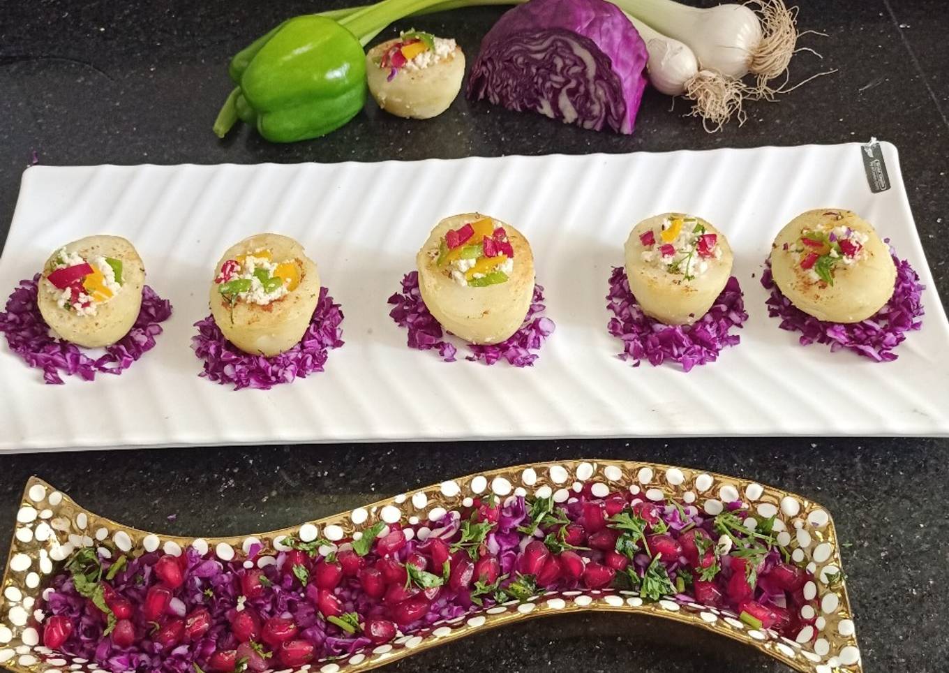 Baked mini potato cups