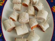 Una foto de bocadillos de cerdo