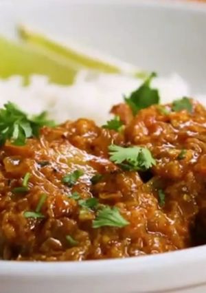 A picture of Easy chicken curry with rice.