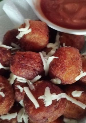 صورة لوصفة كرات البطاطا المحشيه جبنة 😋😋