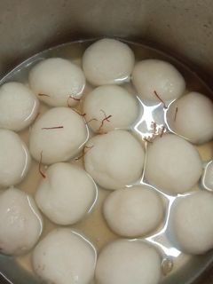 রসগোল্লা(Rasgulla recipe in Bengali) রেসিপির প্রধান ছবি
