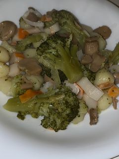 Una foto de Brócoli con gnocchis