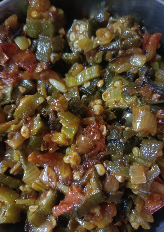 வெண்டைக்காய் தொக்கு(vendaikkai thokku recipe in tamil) செய்முறை முக்கிய புகைப்படம்