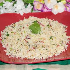 A picture of Burnt Garlic Fried Rice.