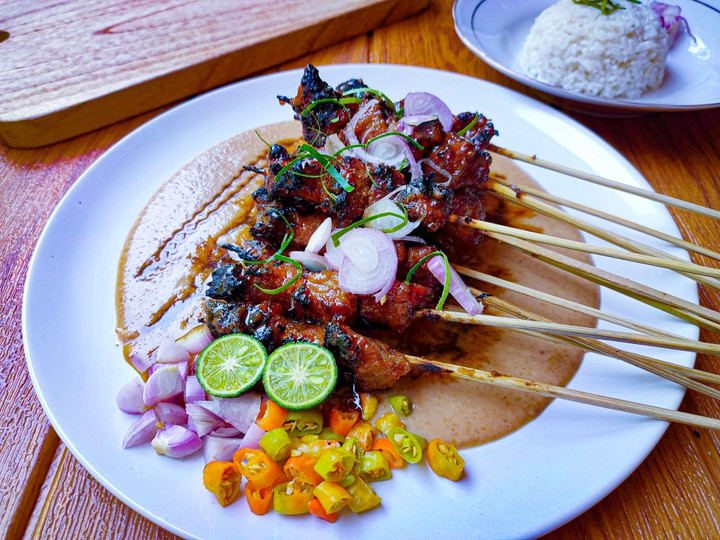 Ini dia! Resep bikin Sate Sapi Manis Khas Senayan ala Chef Muhammad 