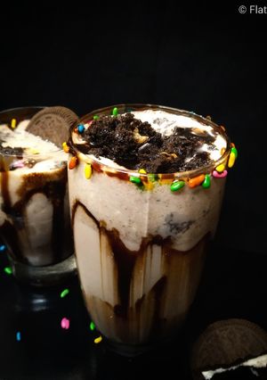 A picture of Oreo Shake.