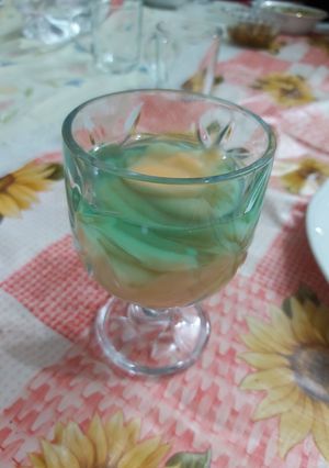 عکسی از دستور فرنی ژله ای 😅😅😅