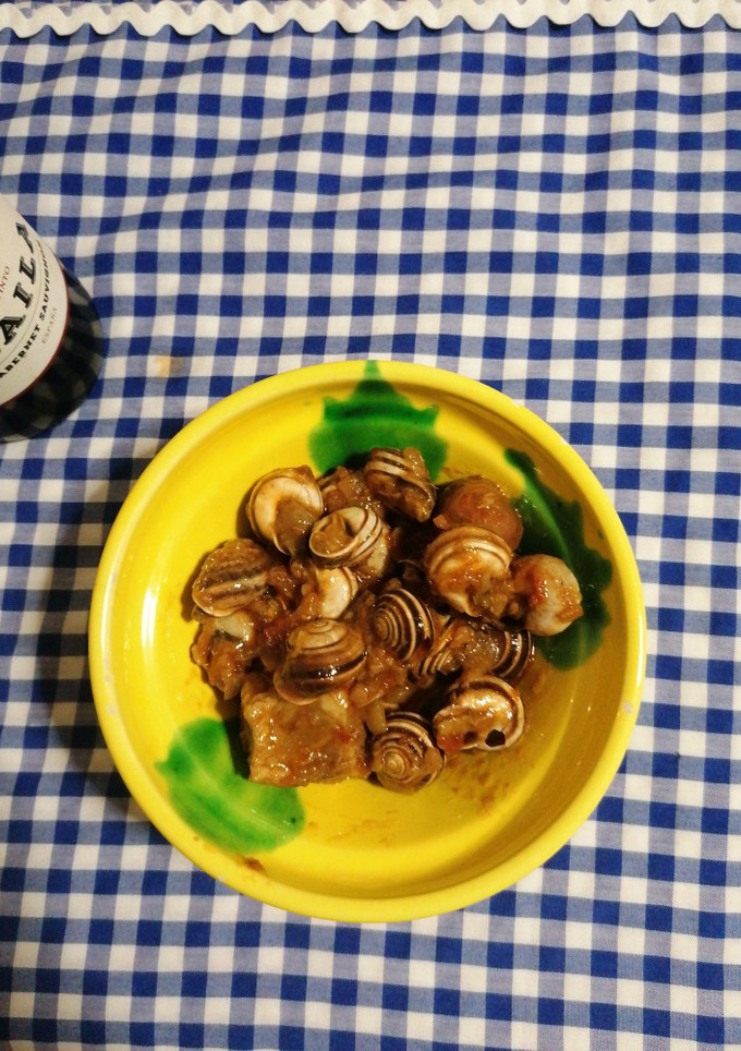 Una foto de Cabrillas en tomate fáciles