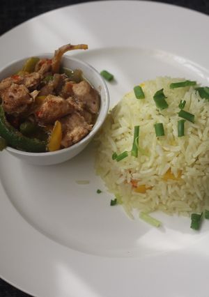 A picture of Chicken Saue.