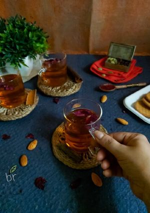 কেহ্ওয়া চা(kehwah tea recipe in bengali) রেসিপির প্রধান ছবি