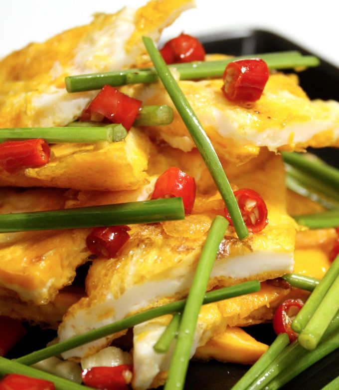 Hình của món Trứng xào cay.