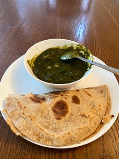A picture of Alu Palak.