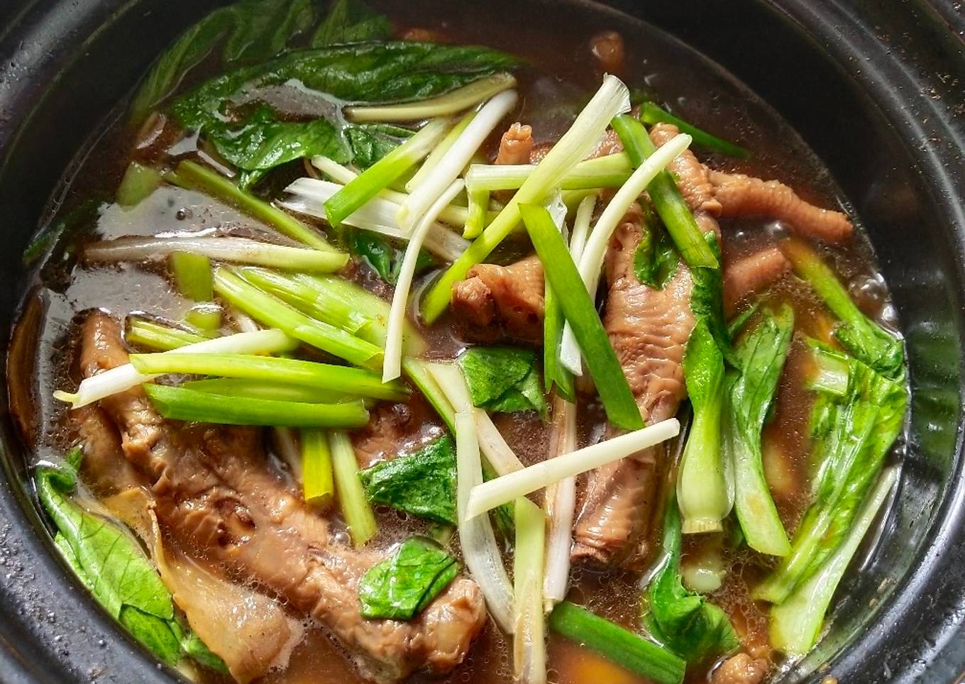 Chicken leg soup with herbs