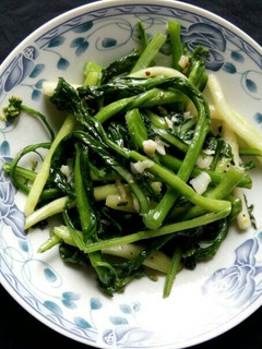 Hình của món Ngồng cải xào tỏi.