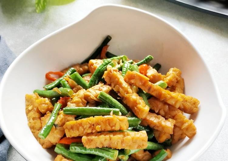 Proses Menyiapkan Orek Tempe Kacang Panjang Anti Gagal