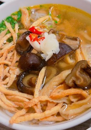 Hình của món Bún thang chay (Phiên bản nhà có gì nấu đó).
