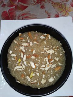 মিষ্টি সুজি (mishti suji recipe in Bengali) রেসিপির প্রধান ছবি