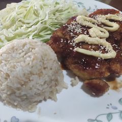 Chicken tonkatsu A picture of Chicken tonkatsu.