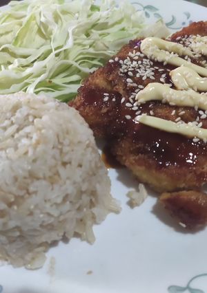 A picture of Chicken tonkatsu.