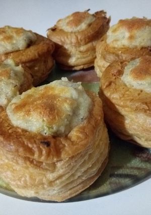 Une photo de Vol au vent champignons fromages 🍄🧀