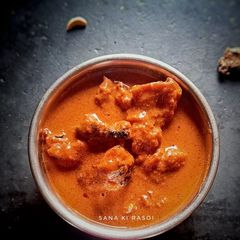 A picture of Smoky chicken gravy.