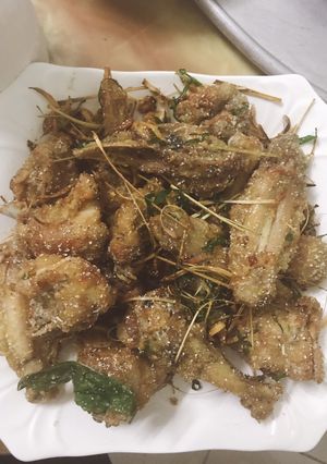 Hình của món Gà rang muối.