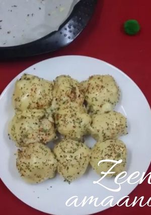 A picture of Bread Dinner Rolls.