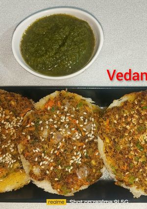 A picture of Green Moong Sprouts Toast.