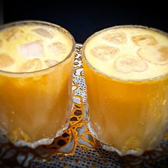 A picture of Pineapple & coconut drink.