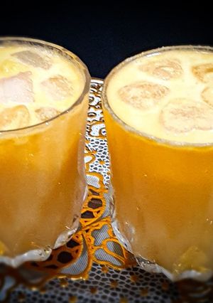 A picture of Pineapple & coconut drink.