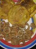 Aros de Calamares Empanizados con Patacones...!